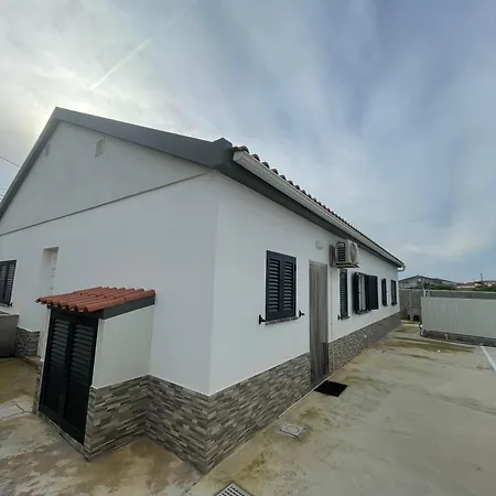 Irene S * Lourinha (Lisbon)